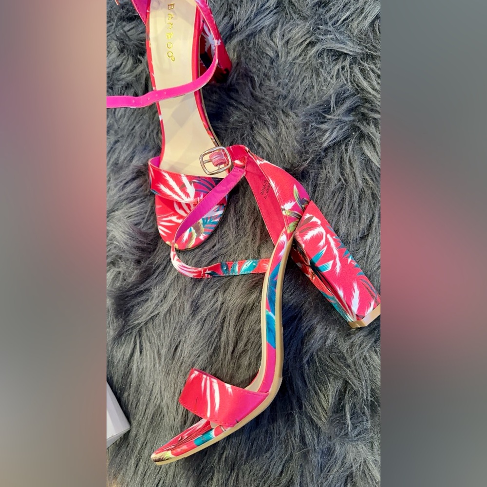 Im selling my heels because they are too big for me